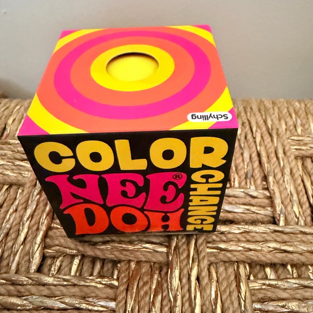 Needoh Color Change Yellow